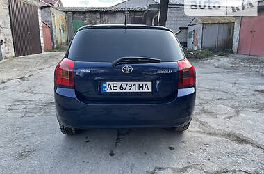 Хэтчбек Toyota Corolla 2003 в Днепре