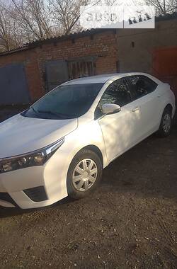 Седан Toyota Corolla 2015 в Жмеринке