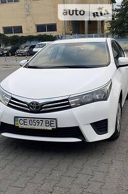 Седан Toyota Corolla 2014 в Черновцах