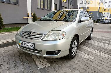 Седан Toyota Corolla 2005 в 