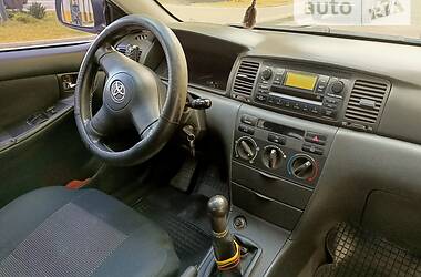 Седан Toyota Corolla 2005 в 