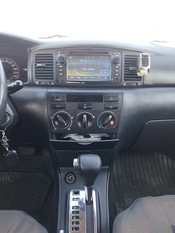 Седан Toyota Corolla 2005 в Кропивницком