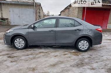 Седан Toyota Corolla 2013 в Виннице