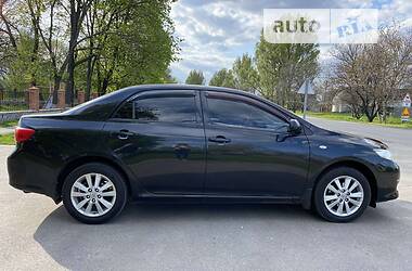 Седан Toyota Corolla 2008 в Краснограде