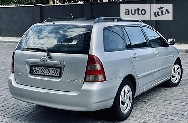 Универсал Toyota Corolla 2003 в 