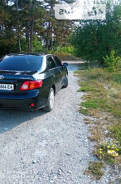 Седан Toyota Corolla 2008 в Борщеве