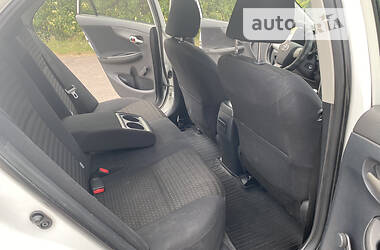 Седан Toyota Corolla 2012 в 