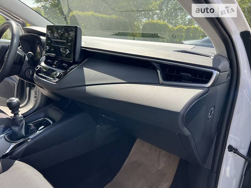 Седан Toyota Corolla 2020 в Киеве