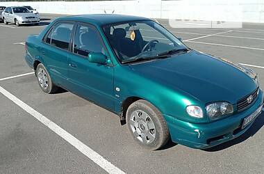 Седан Toyota Corolla 2000 в 