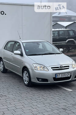 Хетчбек Toyota Corolla 2005 в Івано-Франківську