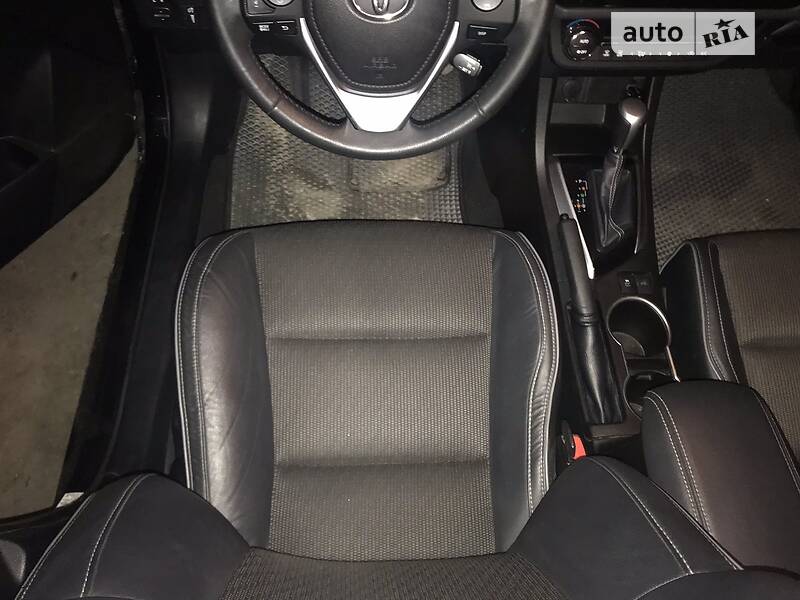 Седан Toyota Corolla 2014 в Кам'янському