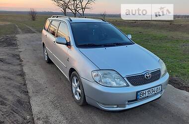 Универсал Toyota Corolla 2003 в 