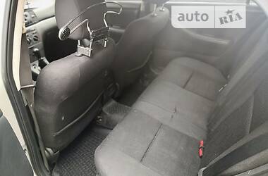 Хэтчбек Toyota Corolla 2005 в 