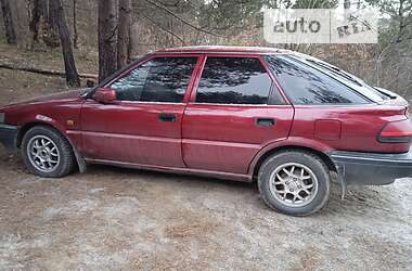 Седан Toyota Corolla 1988 в Новояворовске