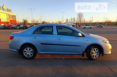 Седан Toyota Corolla 2007 в 