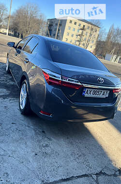 Седан Toyota Corolla 2018 в Лозовій