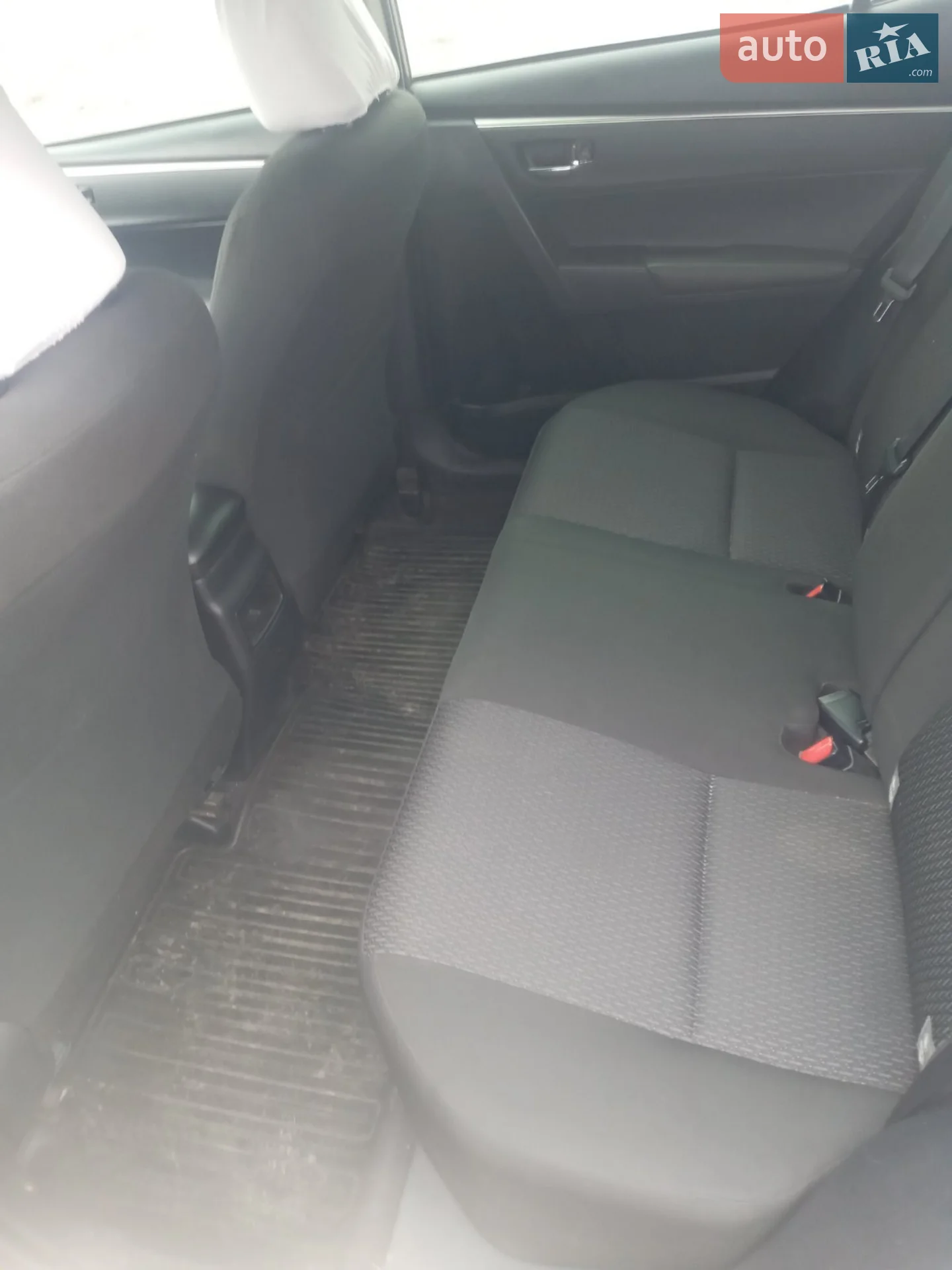 2013 Toyota Corolla - мініатюра 11