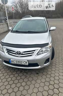 Седан Toyota Corolla 2012 в Луцьку