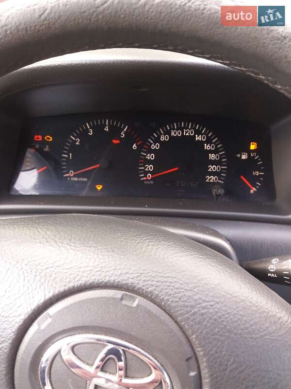 Toyota Corolla 2003