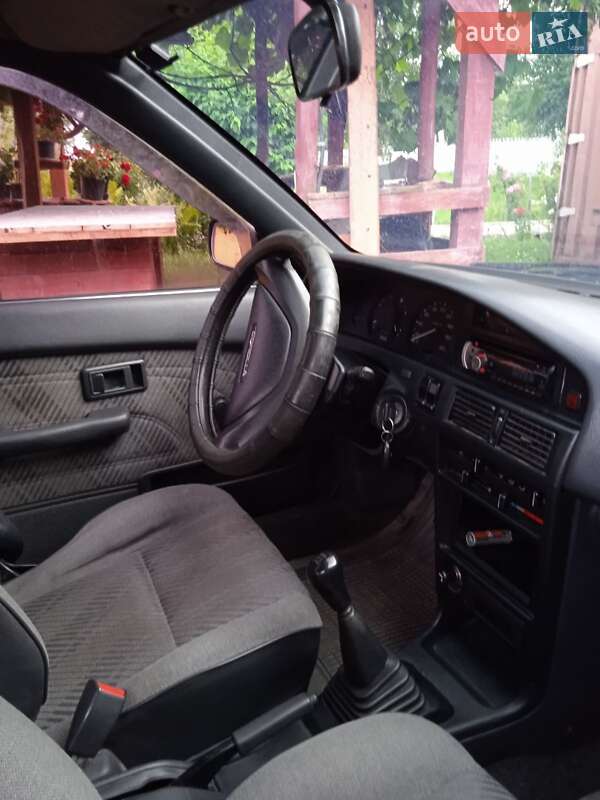 Хетчбек Toyota Corolla 1988 в Києві