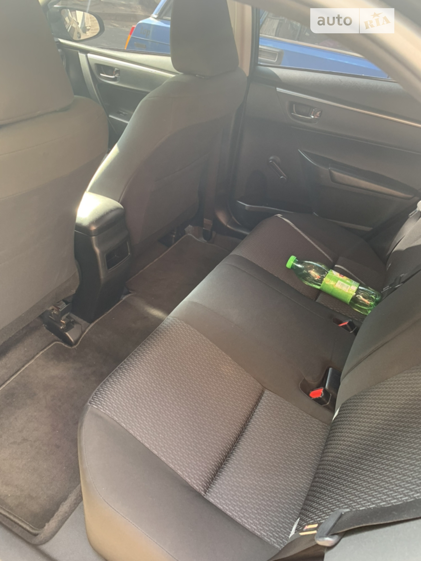 2013 Toyota Corolla - мініатюра 9