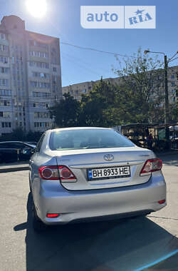 Седан Toyota Corolla 2012 в Одесі