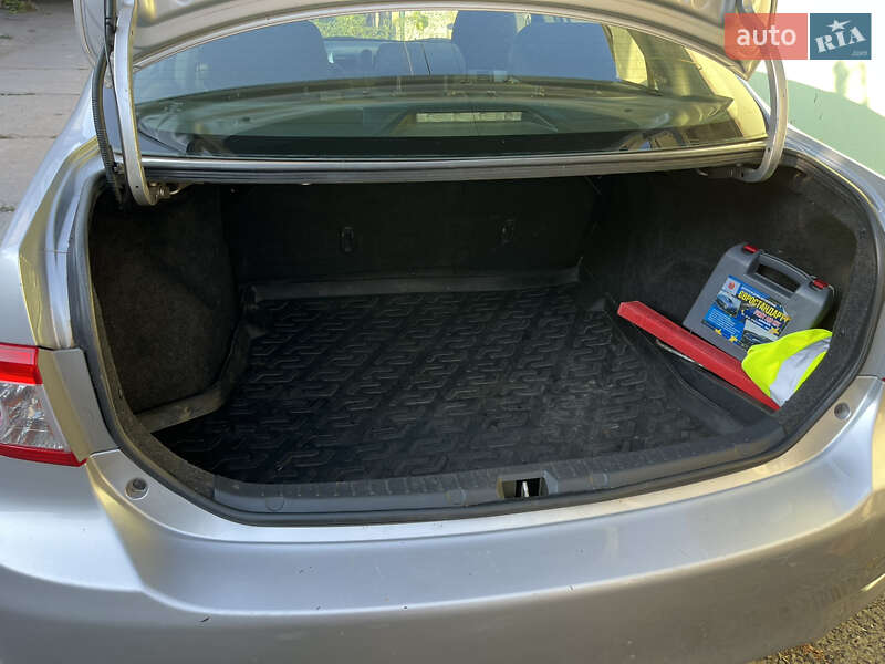 Седан Toyota Corolla 2012 в Одесі