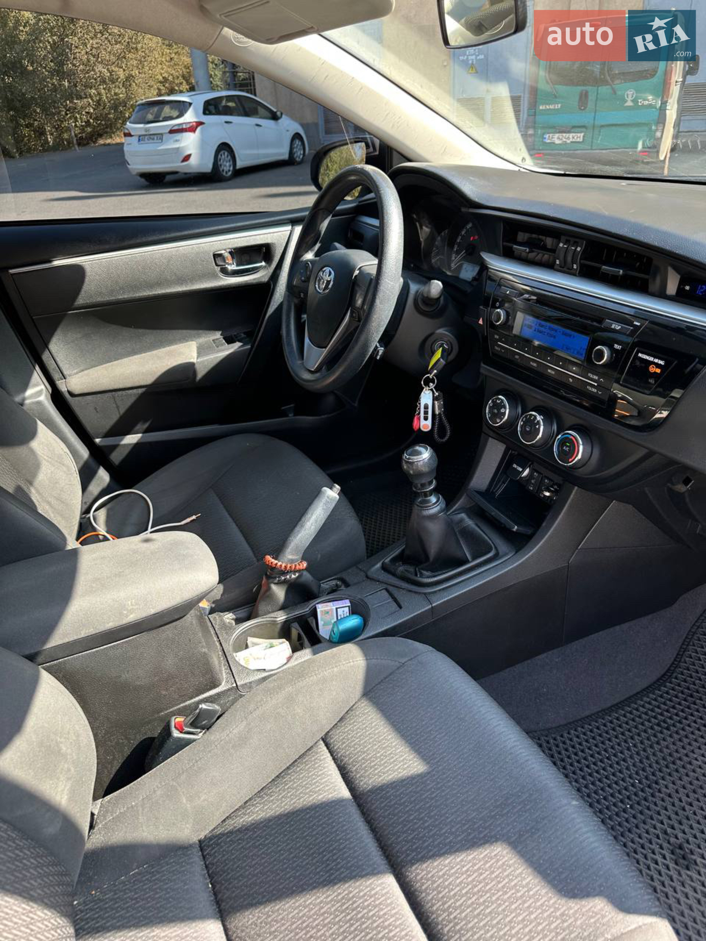 2013 Toyota Corolla - мініатюра 9