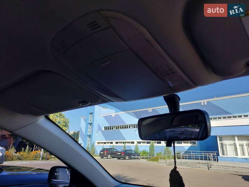 Седан Toyota Corolla 2011 в Киеве