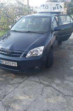 Хэтчбек Toyota Corolla 2004 в Львове