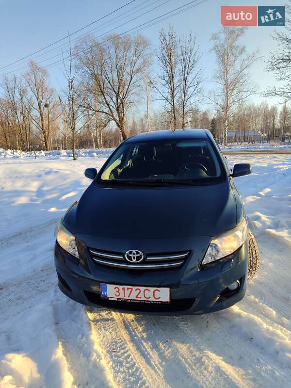 Седан Toyota Corolla 2007 в Корюківці