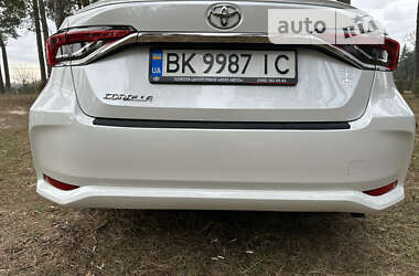 Седан Toyota Corolla 2022 в Олевске