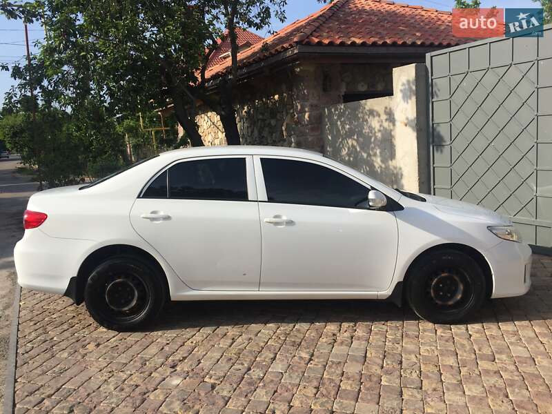 Седан Toyota Corolla 2010 в Одессе