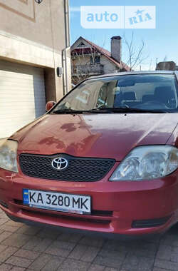 Седан Toyota Corolla 2004 в Києві