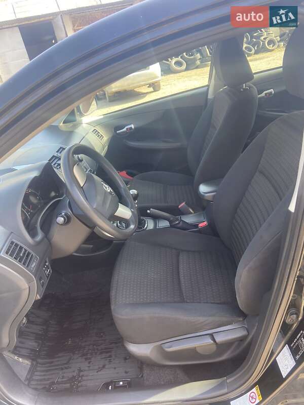 Седан Toyota Corolla 2012 в Борщеві фото 3 Седан Toyota Corolla 2012 в Борщеві