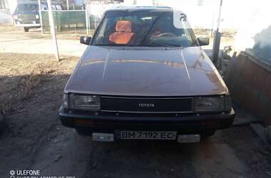 Седан Toyota Corolla 1985 в Шостке