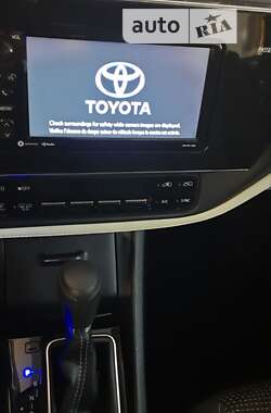Хэтчбек Toyota Corolla 2018 в Киеве
