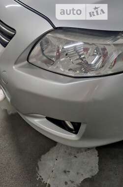 Седан Toyota Corolla 2007 в Киеве