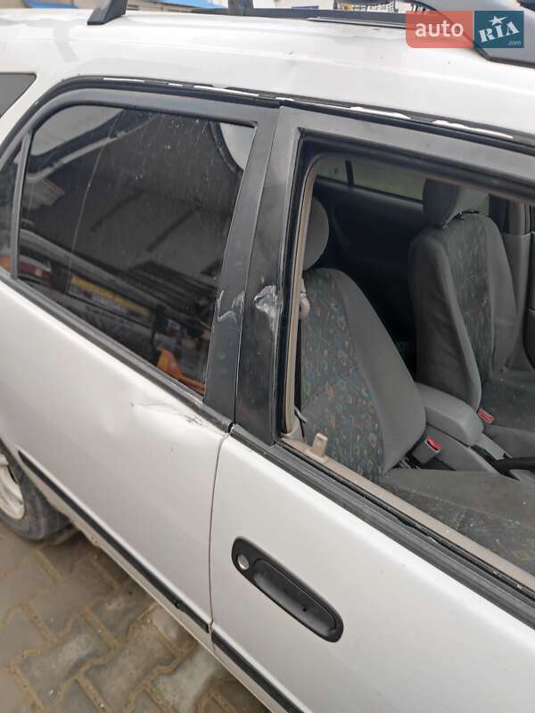 Універсал Toyota Corolla 1997 в Одесі