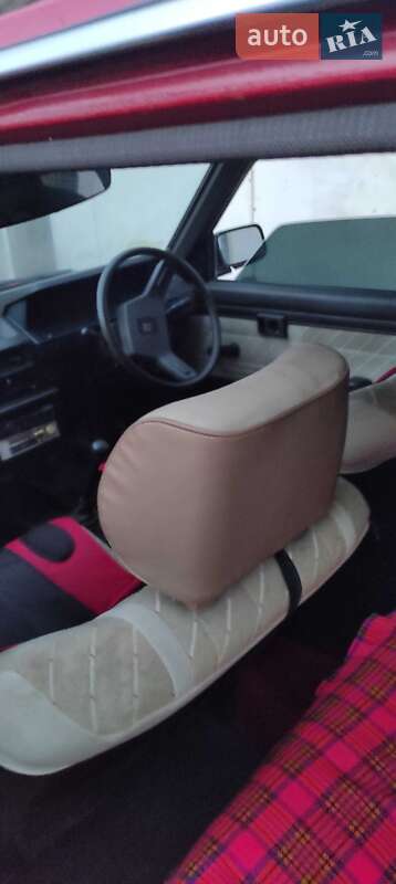 Седан Toyota Corolla 1985 в Одессе