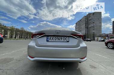 Седан Toyota Corolla 2019 в Харкові
