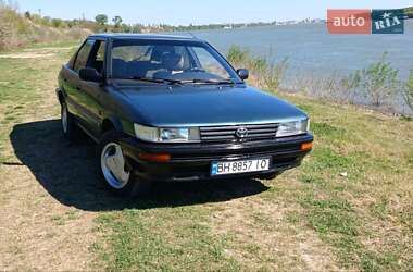 Хэтчбек Toyota Corolla 1988 в Рени