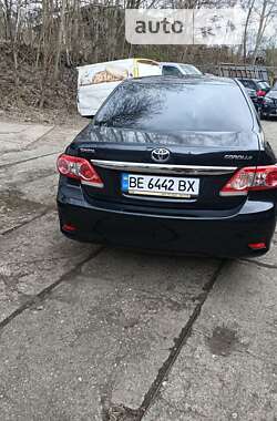 Седан Toyota Corolla 2010 в Житомире