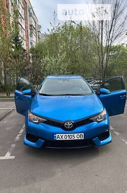 Хэтчбек Toyota Corolla 2017 в Харькове
