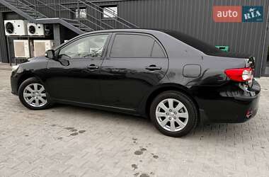 Седан Toyota Corolla 2011 в Киеве