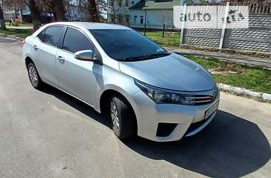 Седан Toyota Corolla 2013 в Новгород-Северском