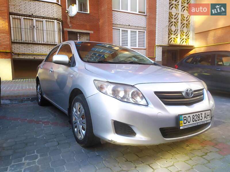 Седан Toyota Corolla 2007 в Тернополі