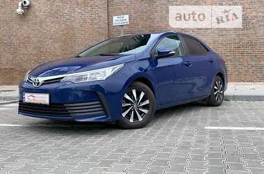 Седан Toyota Corolla 2018 в Одесі