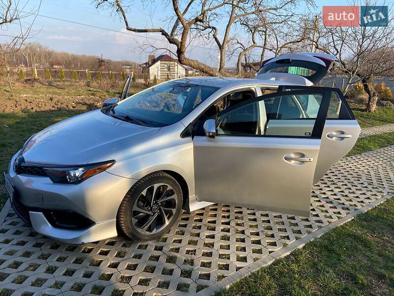Хетчбек Toyota Corolla 2017 в Тернополі фото 5 Хетчбек Toyota Corolla 2017 в Тернополі