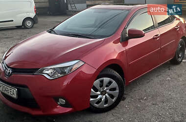 Седан Toyota Corolla 2014 в Киеве